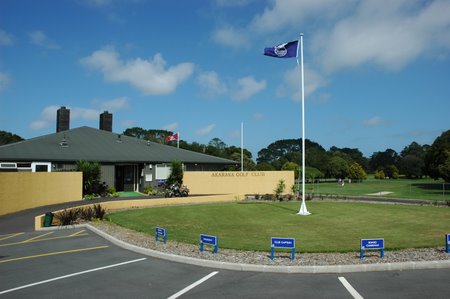 ニュージーランド ゴルフ場 アカラナ