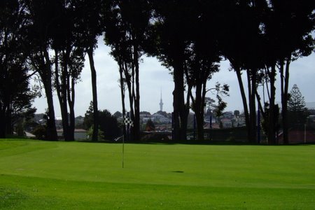 ニュージーランド ゴルフ場 アカラナ