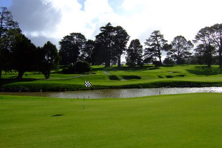 ニュージーランド ゴルフ場 アカラナ