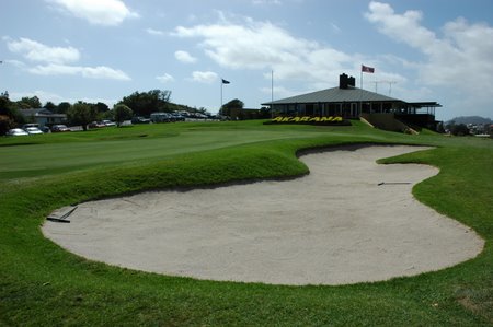 ニュージーランド ゴルフ場 アカラナ