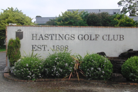 �j���[�W�[�����h�̃S���t��