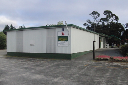 �j���[�W�[�����h�̃S���t��