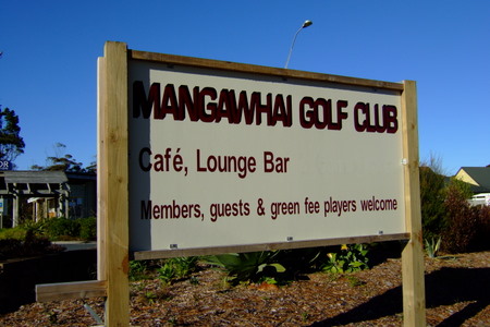 �j���[�W�[�����h�̃S���t�� �}���K���C