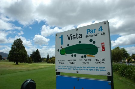 �j���[�W�[�����h�̃S���t��