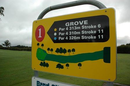 �j���[�W�[�����h�̃S���t��