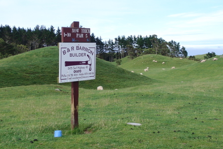 �j���[�W�[�����h�̃S���t��