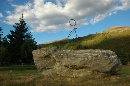 �j���[�W�[�����h�̃S���t��